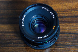 ハッセルブラッドのプラナーCF80mm f2.8と作例 - カメラを持って