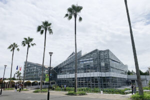 大阪市の鶴見緑地公園内の咲くやこの花館に撮影に行ってきた(1)