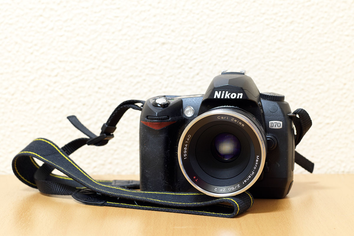 ニコンD70