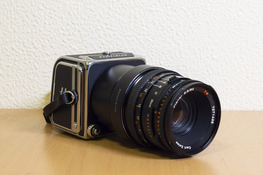 Hasselblad907XにXVレンズアダプターを介してVレンズを使ってみた