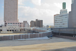 用事を済ませる途中にHasselBlad503CWで撮影してきた