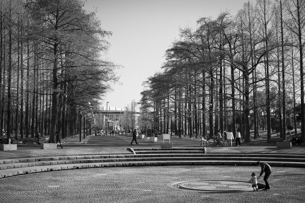 鶴見緑地公園の広場