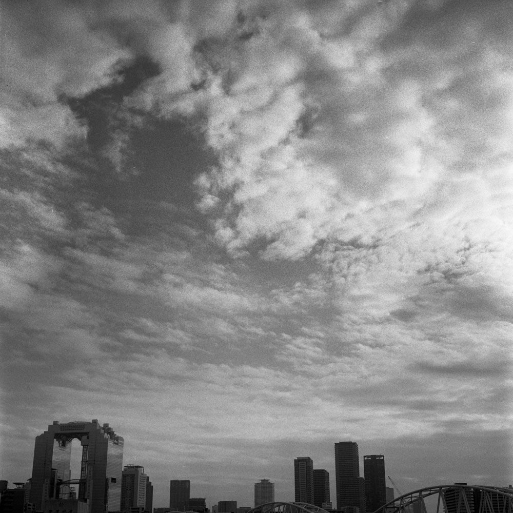 十三大橋から見る梅田