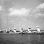 淀川河川公園の長柄地区をマミヤ7IIを持って撮影に行ってきた