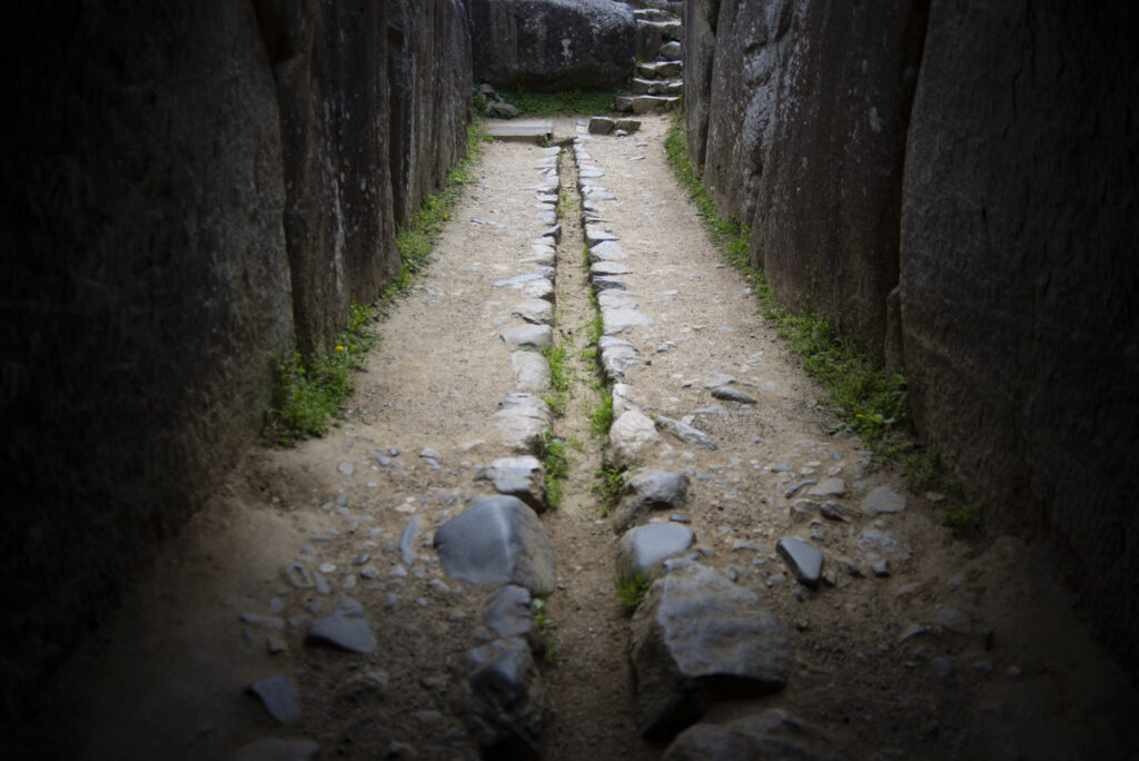 石舞台古墳の見どころの巨石を見に行って撮影してきた