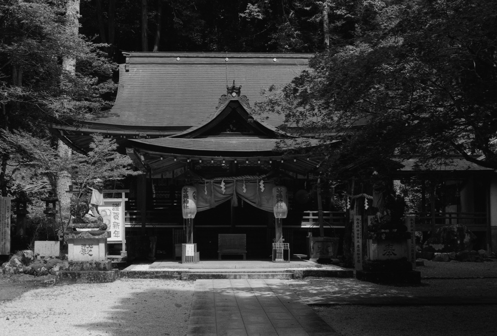 等彌神社の上津尾社