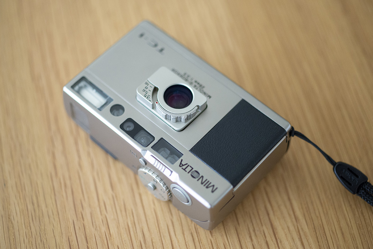 高級コンパクトカメラのミノルタTC-1のレビューと作例を紹介 - カメラ 