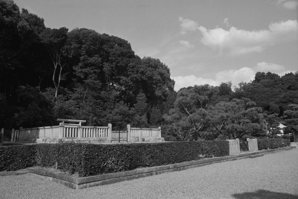 畝傍山南繊沙渓上陵の風景3