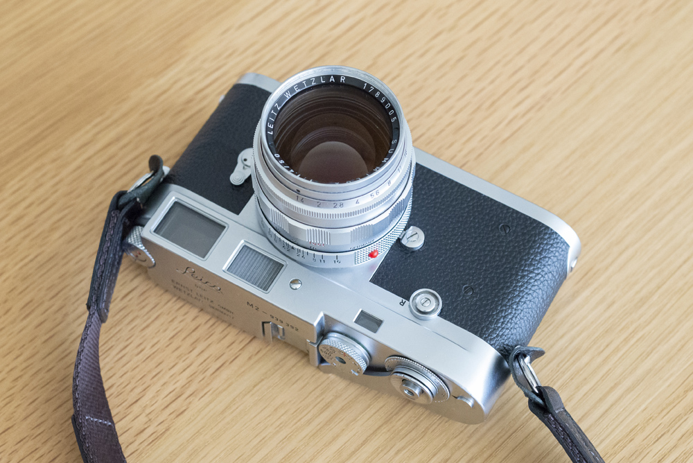 Leica M2にSummilux 50mm f1.4 1st