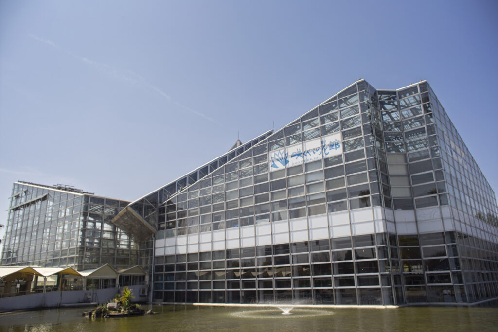 咲くやこの花館へ行ってきた、2023年4月の旬の植物や花を撮影