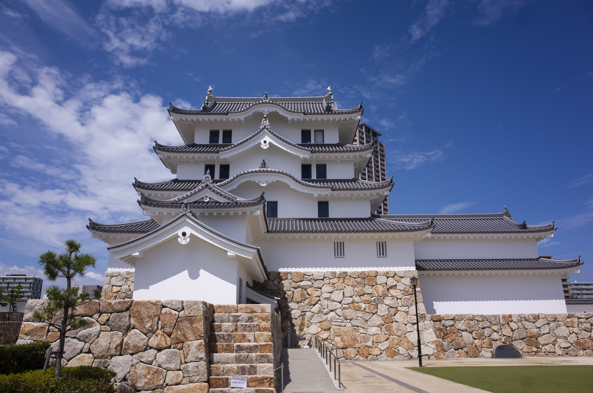 兵庫県尼崎市の再建された尼崎城に行って写真を撮ってきた