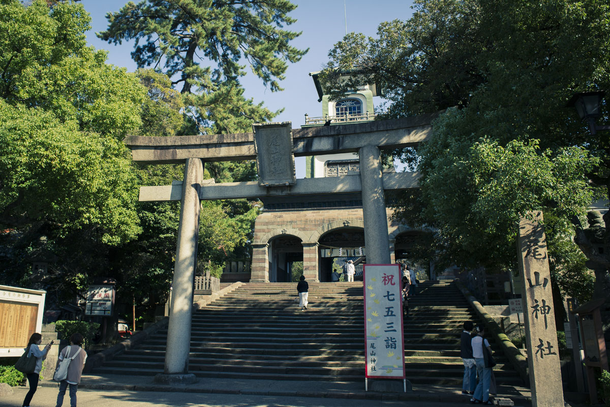 石川県金沢市の尾山神社の神門と歴史を見て回ってきた