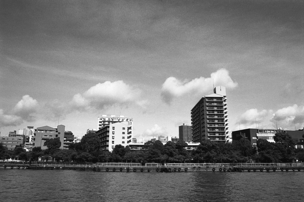 ひょうたん池周辺の景色1